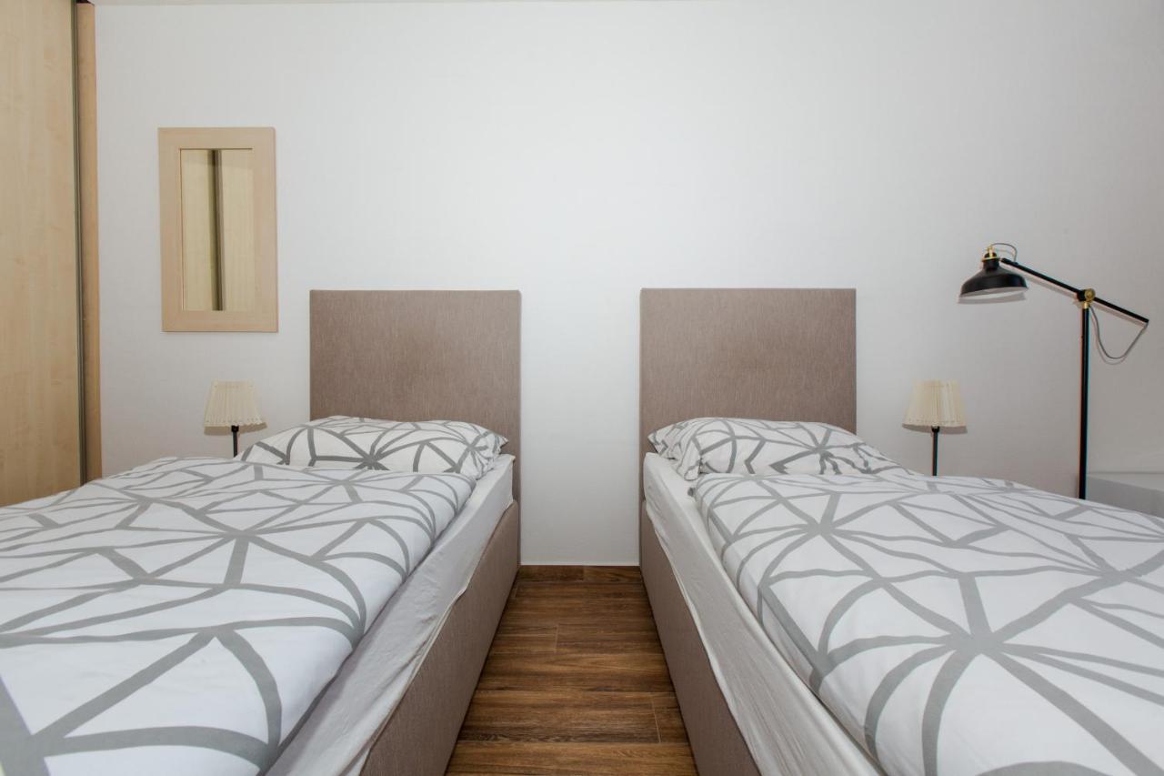 Penzion Hviezda Bratislava Buitenkant foto